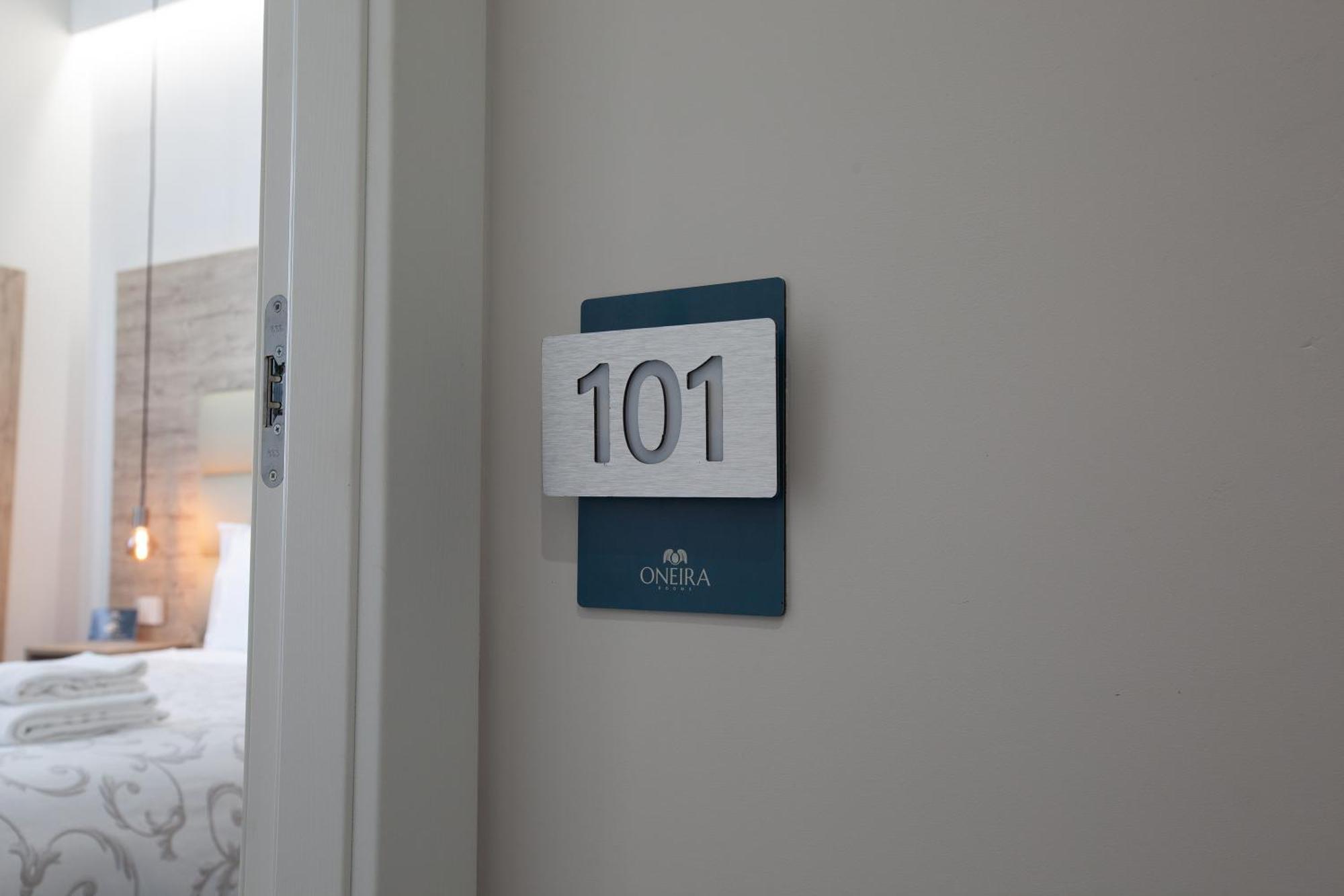 Oneira Rooms Agrigento Ngoại thất bức ảnh