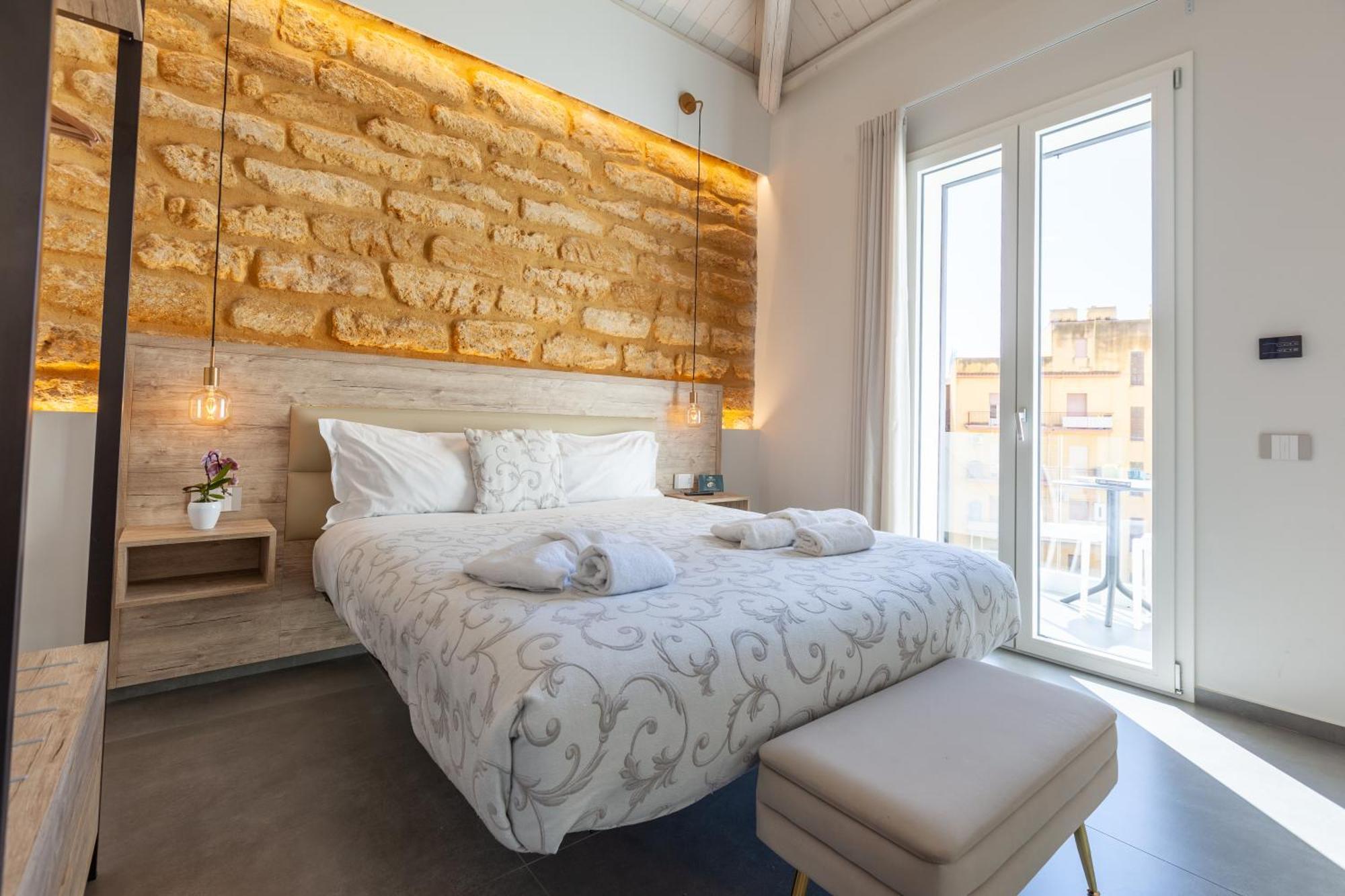 Oneira Rooms Agrigento Ngoại thất bức ảnh
